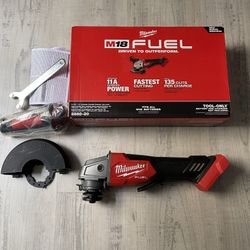 Milwaukee M18 Grinder