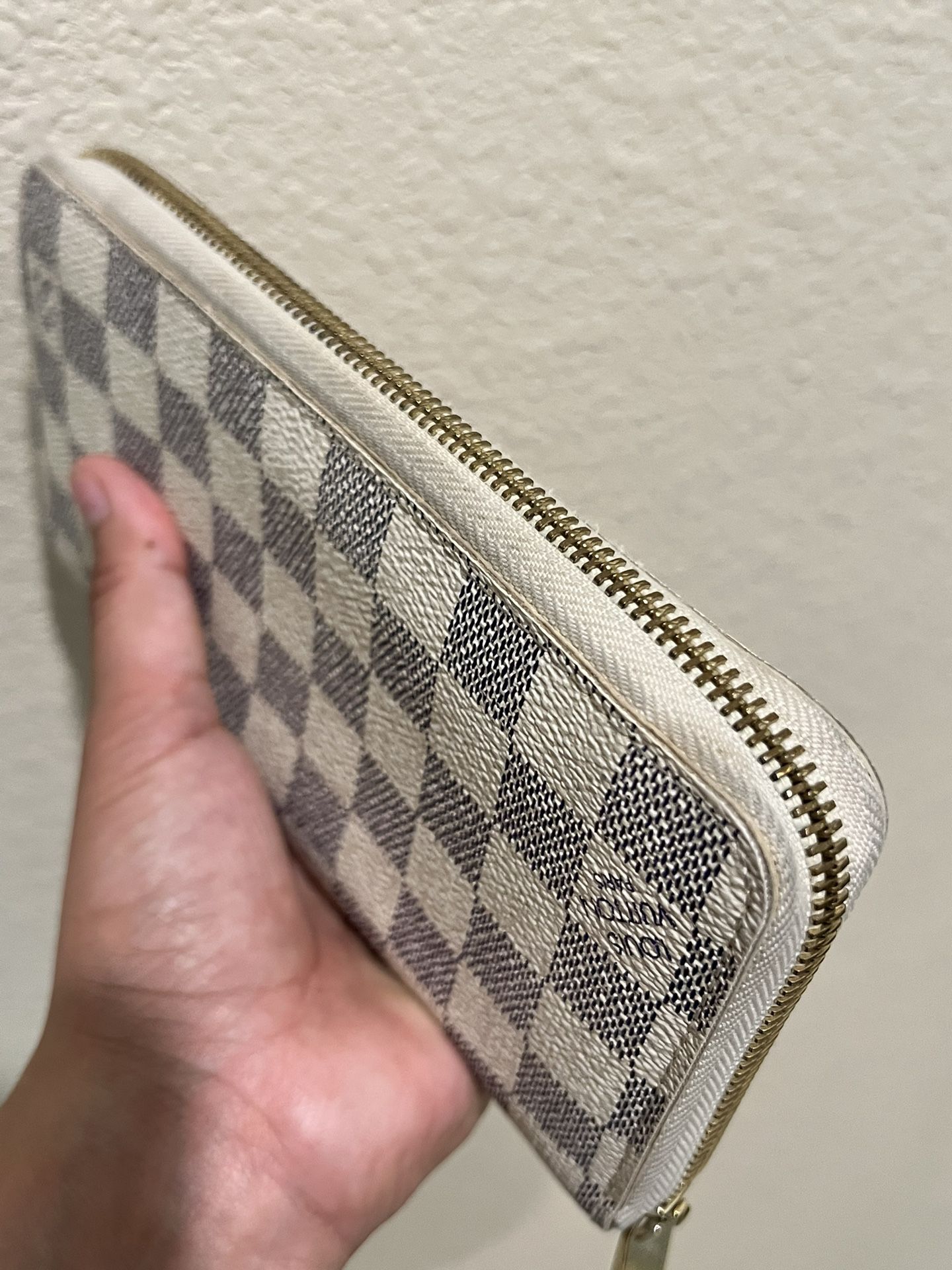 Louis Vuitton Damier Azur Wallet Authentic W Tags And Certificate  Authenticity Excellent Condition for Sale in Gardena, CA - OfferUp