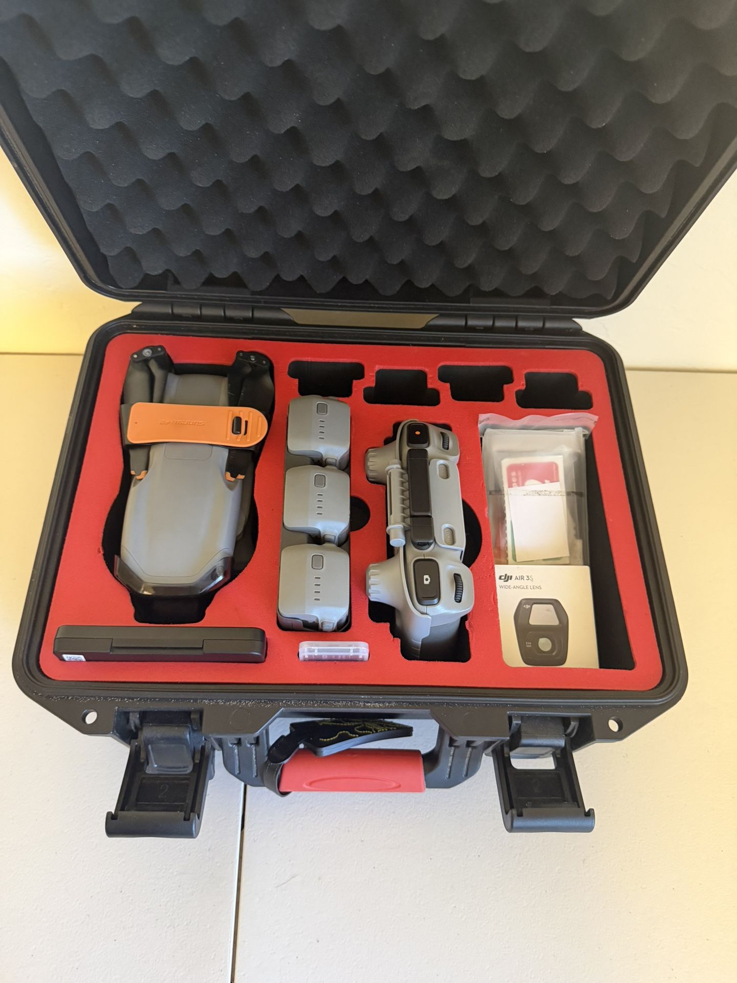 DJI Air 3s With Fly More Bindle  Wide Angle Lens 