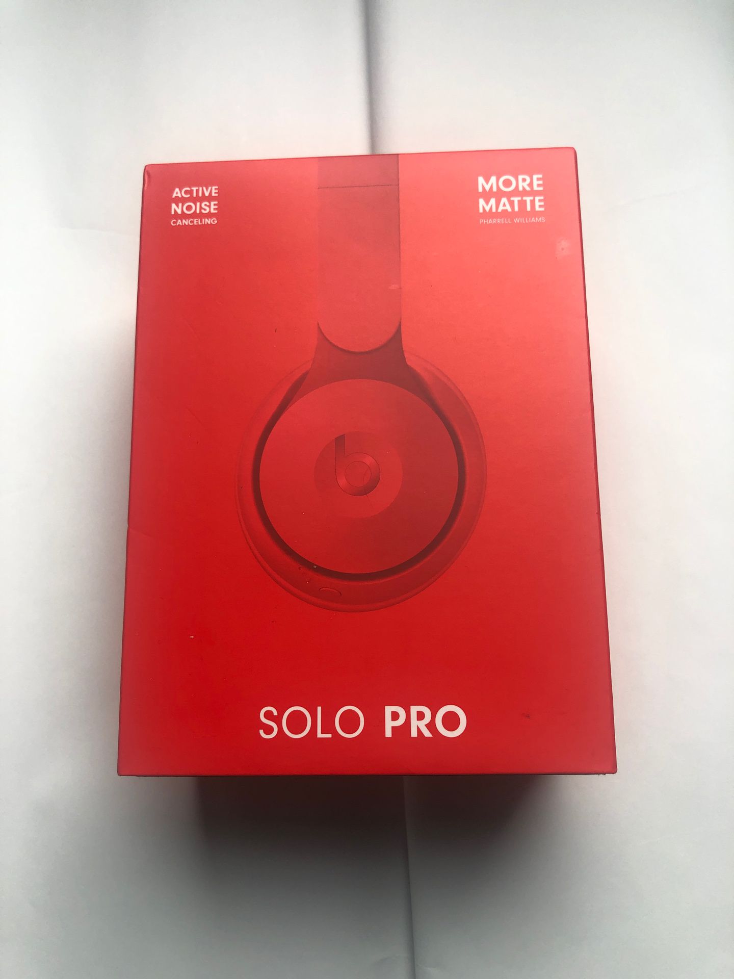Beats Solo Pro New Red Matte Collection