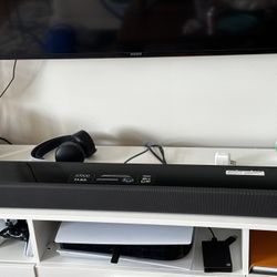 7.1.2 Sony HT-A7000 (barely Used) Surround System (soundbar, Sub, And Rears)