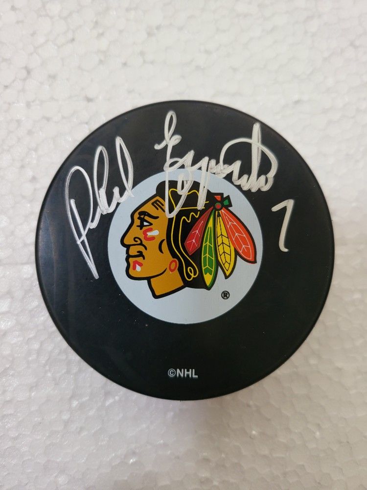 Phil Esposito signed puck