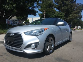 2013 huyndai veloster