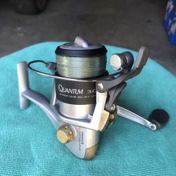 Quantum 30 Spinning Reel $15