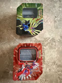 Pokémon Tin Full of Random Pokémon Cards