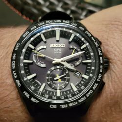 Seiko Aston Solar Gps Black Ceramic 