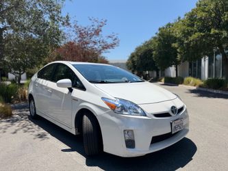 TOYOTA PRIUS 2010