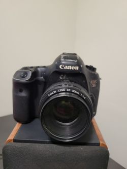 Canon 5d lll DSLR  full frame sensor, works perfect, only 50k shutter