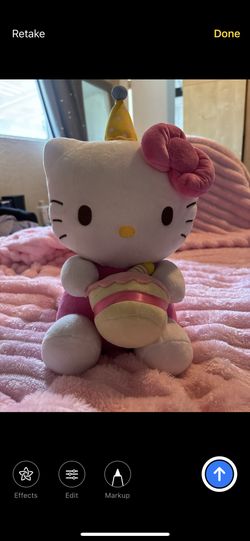 Birthday hello kitty plush 🎂