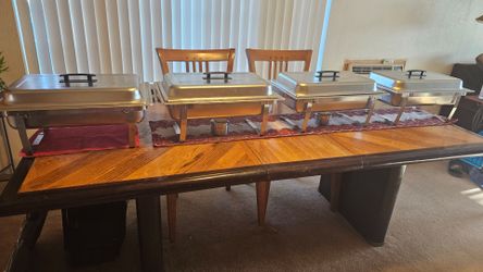 4 CHAFING DISHES FOR PARTY Used