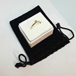 14k Yellow Gold And Diamond Ring