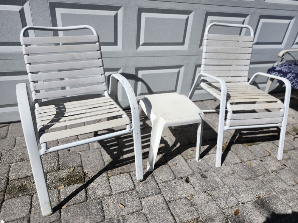 Delivery Avail $55 Each Any Piece Patio Cocktail Table Basket Three-tier Metal Shelf Rack Rolling Desk Side Table TV Stand Sitting Bench Armchair