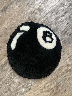 Mini Rug “8ball”