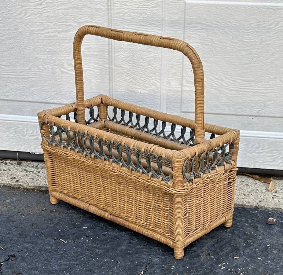 Vintage Mid Century Modern MCM Wicker Rattan Bamboo Basket Magazine Holder Storage Rack Organizer