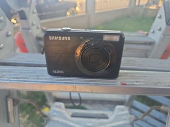 SAMSUNG PL50 10.2mp DIGITAL CAMERA