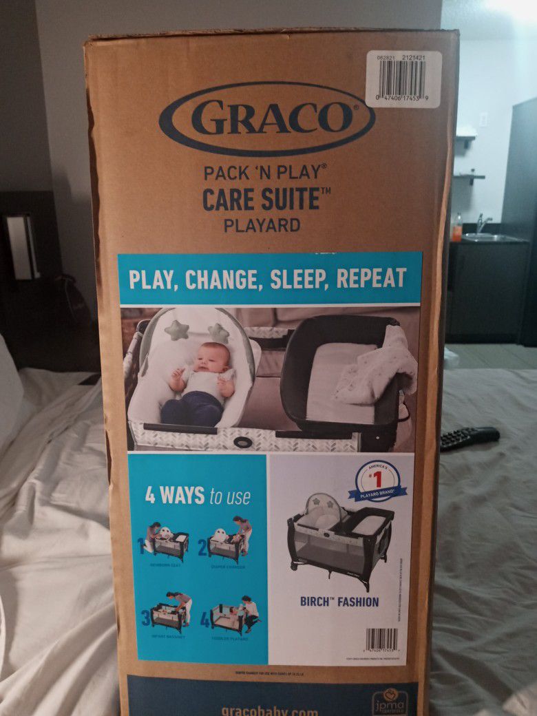 Graco Care Suite Pack And Play. 