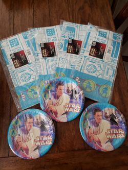 Vintage Star Wars Tablecloths & Plates 