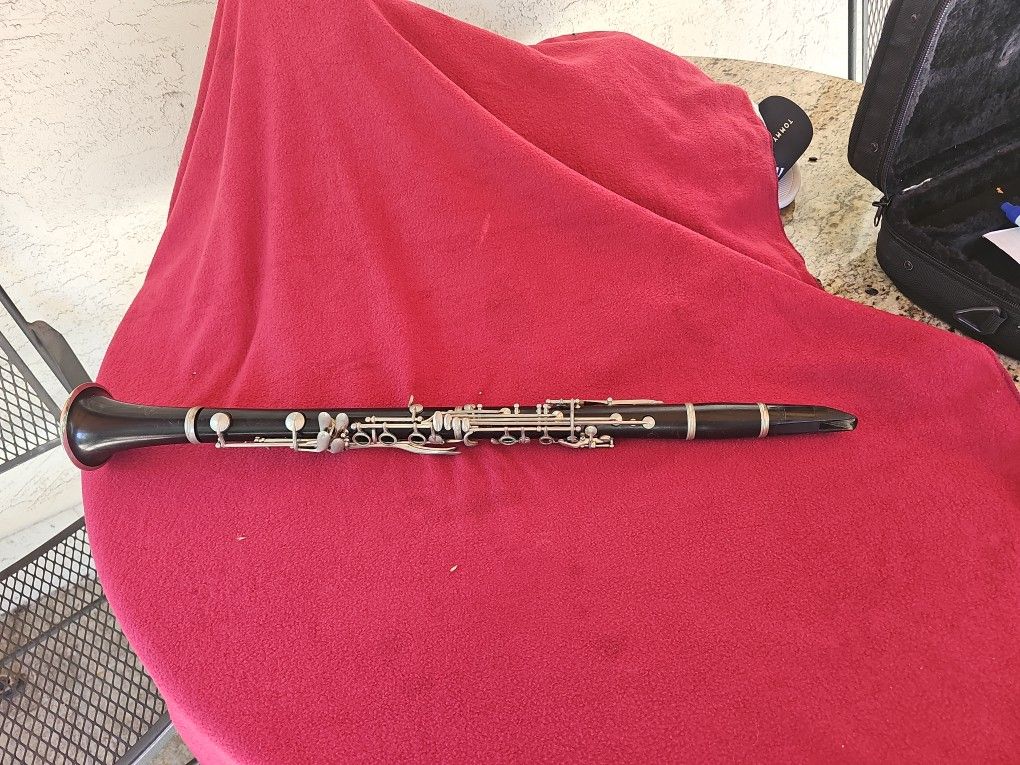 C. G. Conn Eb Albert System Clarinet Vintage Props