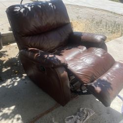 Couch / Recliner 