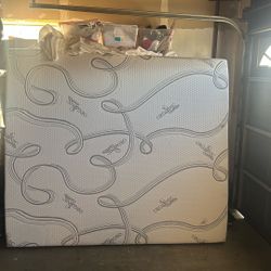 12 Inch Hybrid Memory Foam Mattress