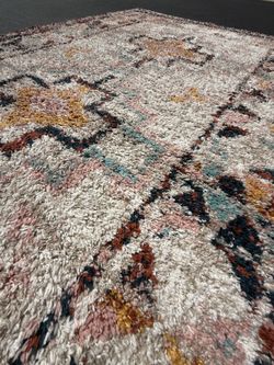 Threshold 5x7 Indoor Geometric Shag Woven Area Rug