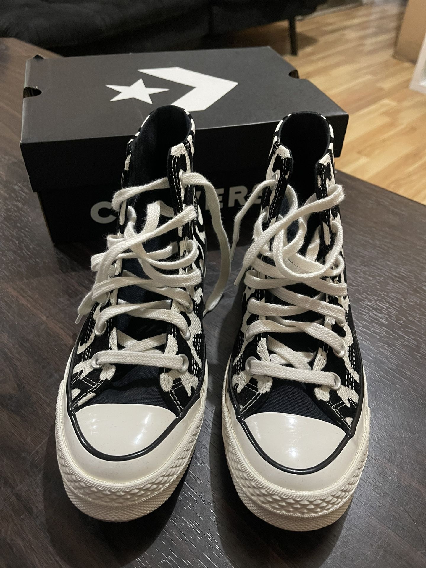 Converse Chucks
