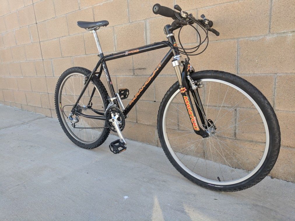 Vintage Schwinn Paramount Series 70 PDG Mountain Bike