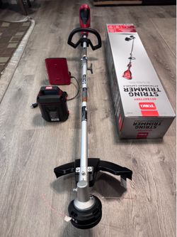 BRAND NEW TORO FLEX -FORCE 60 -VOLT MAX MULTI HEAD 14"-16"-IN STRAIGHT SHAFT BATTERY STRING TRIMMER ATTACHMENT CAPABLE . CHARGER AND BATTERY 60V. 2.5 