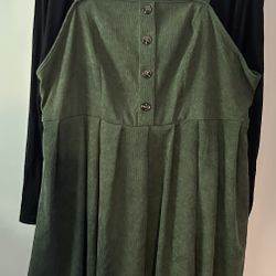 Green 2Xl Cute Dress With Black Long Sleeve Shirt