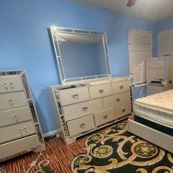 Bedroom Set All Pieces 200