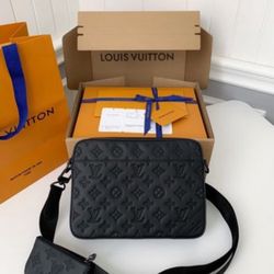 lv messenger bag