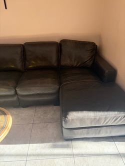 Grey/brown couch