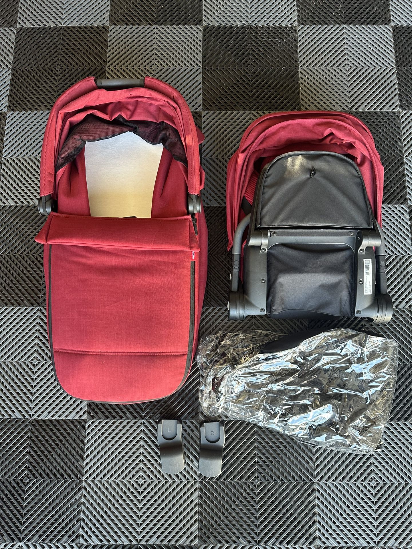 Recaro Baby Car Seat/Basket Stroller (Europe Release)