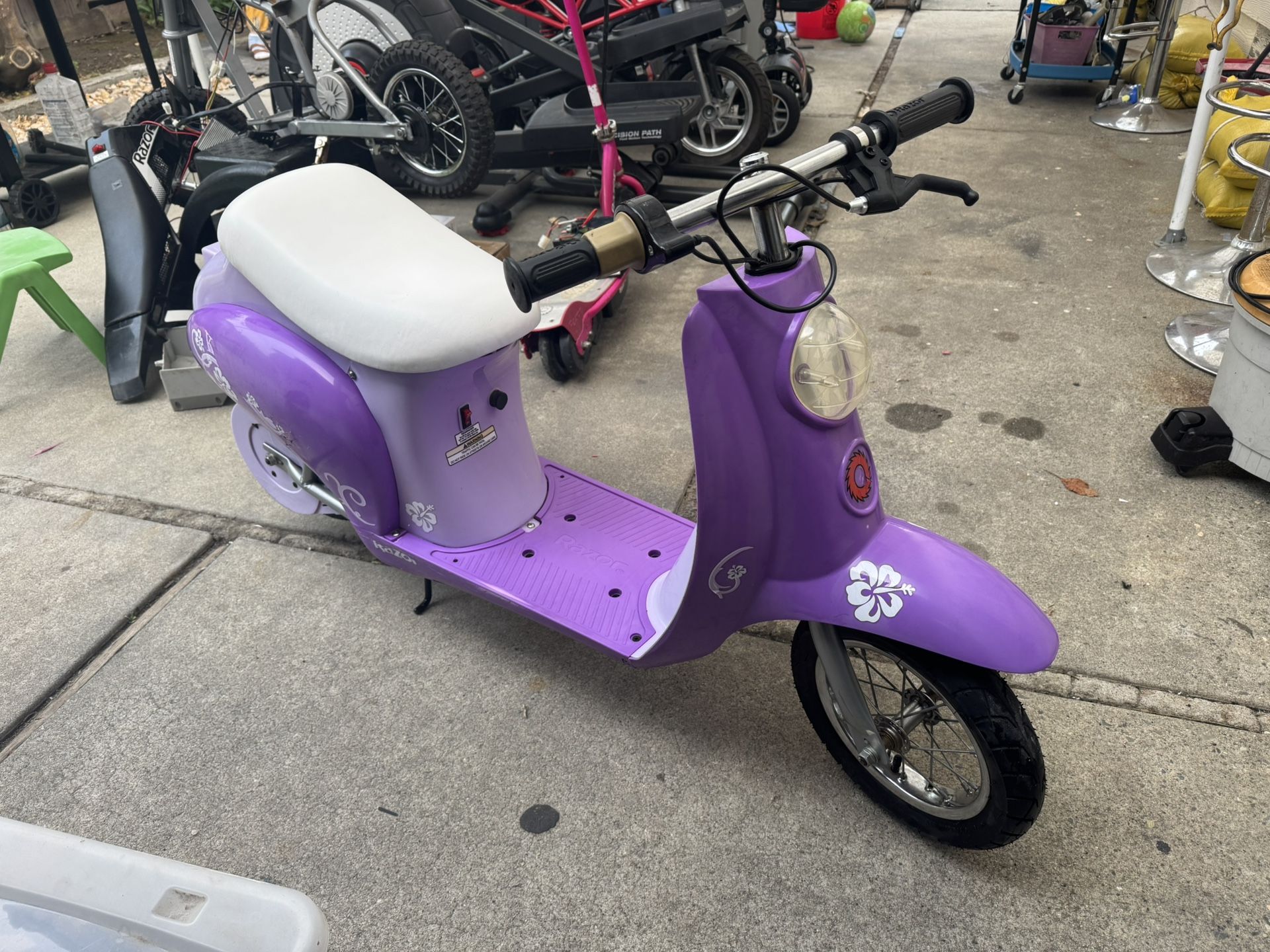 Razorw 24v Pocket Mod scooter NEW Battery! Ride on bike electric kids power wheels