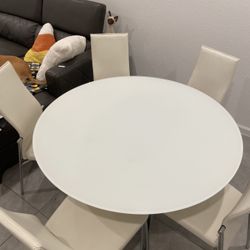 Dining Room Table And Leather Chairs 