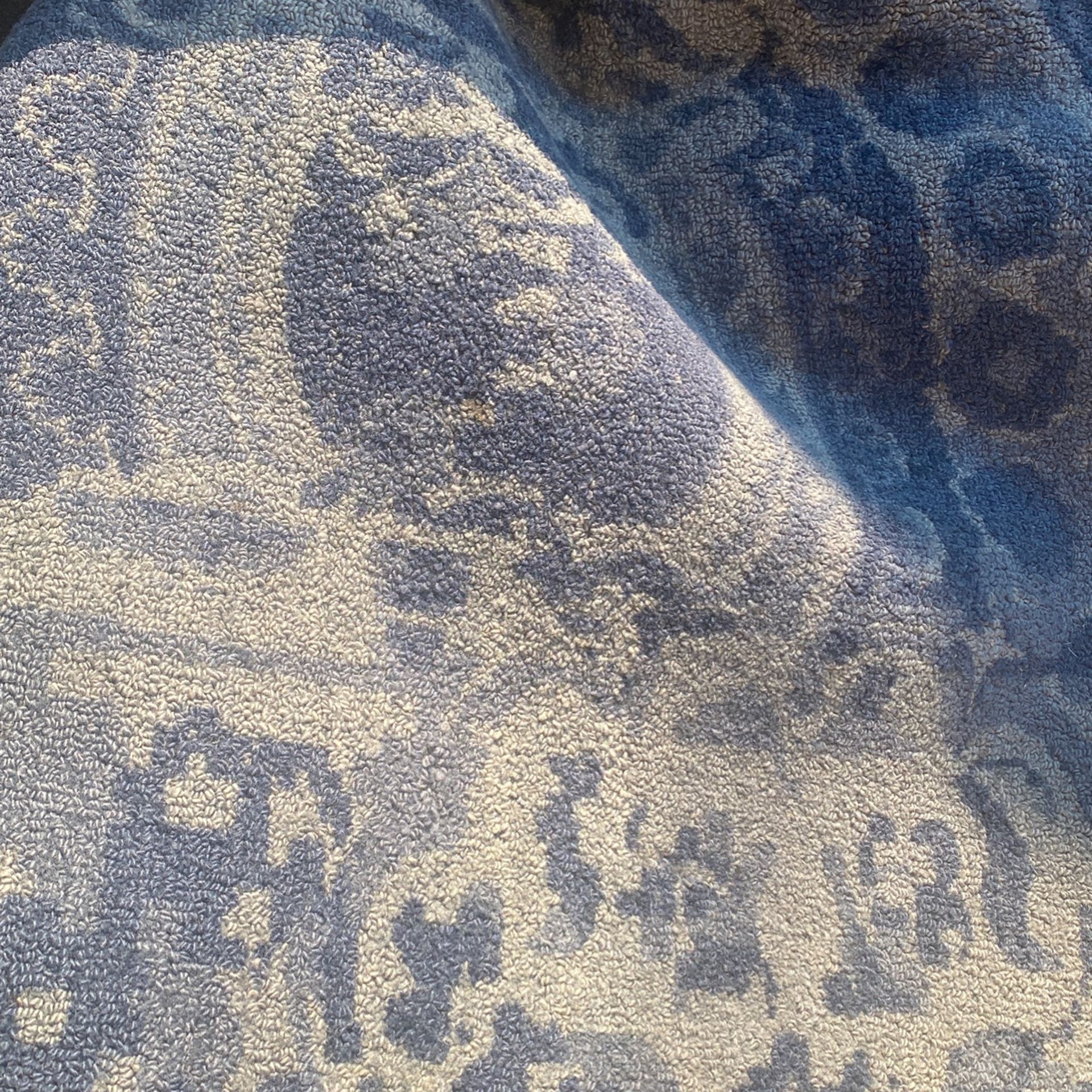 10x14 Pottery Barn Area Rug for Sale in Spanaway, WA OfferUp