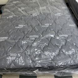 Don't Miss Out: Queen Mattress Blowout Sale - 50-80% Off