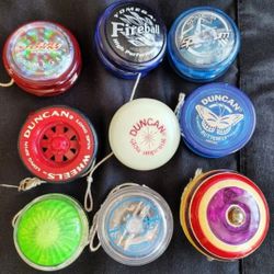 Vintage Yoyos Lot