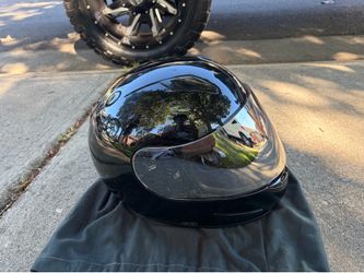 Motorcycle helmet