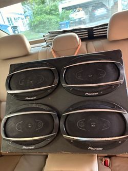 Pioneer 6x9 Car Speakers Set of 4. Full rack