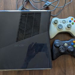 Xbox 360 With 2 Controllers And Games