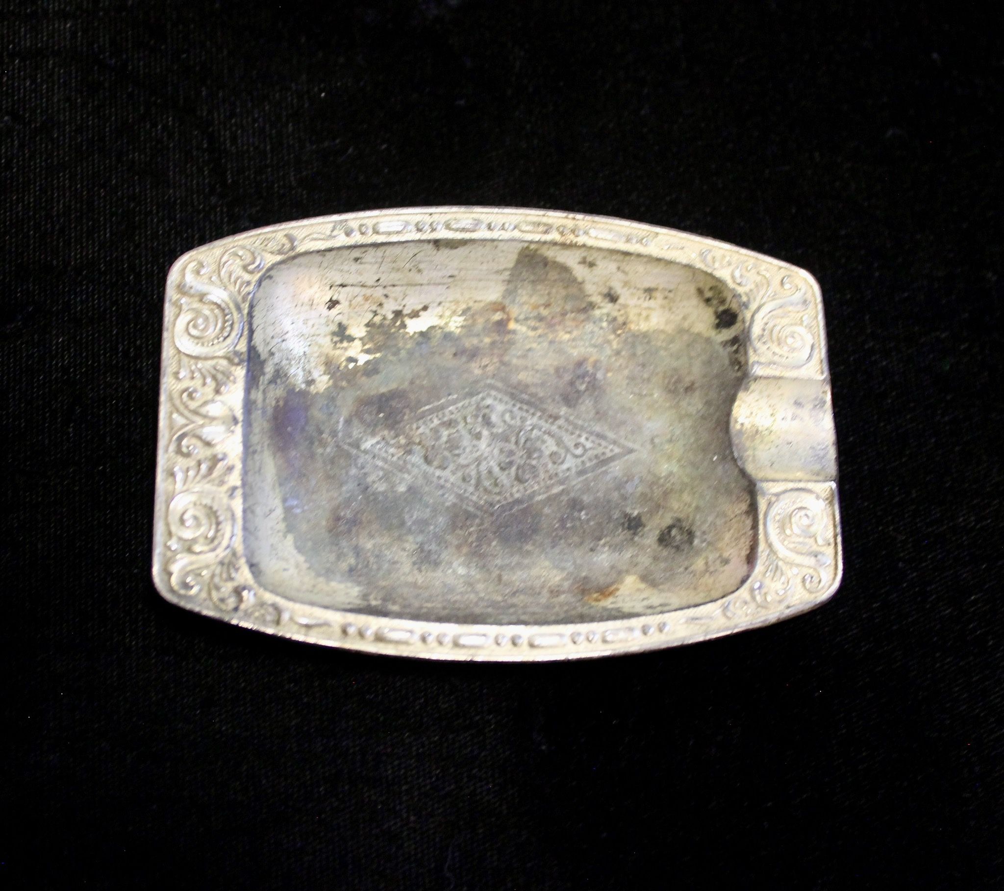 Smoking Ash Tray