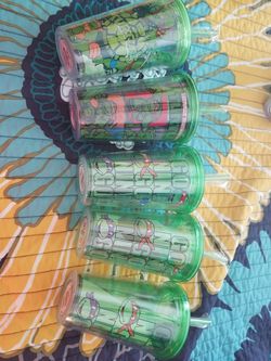 TMNT cups with lids and straws