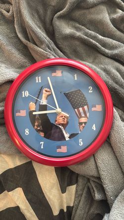 Donald trump clock