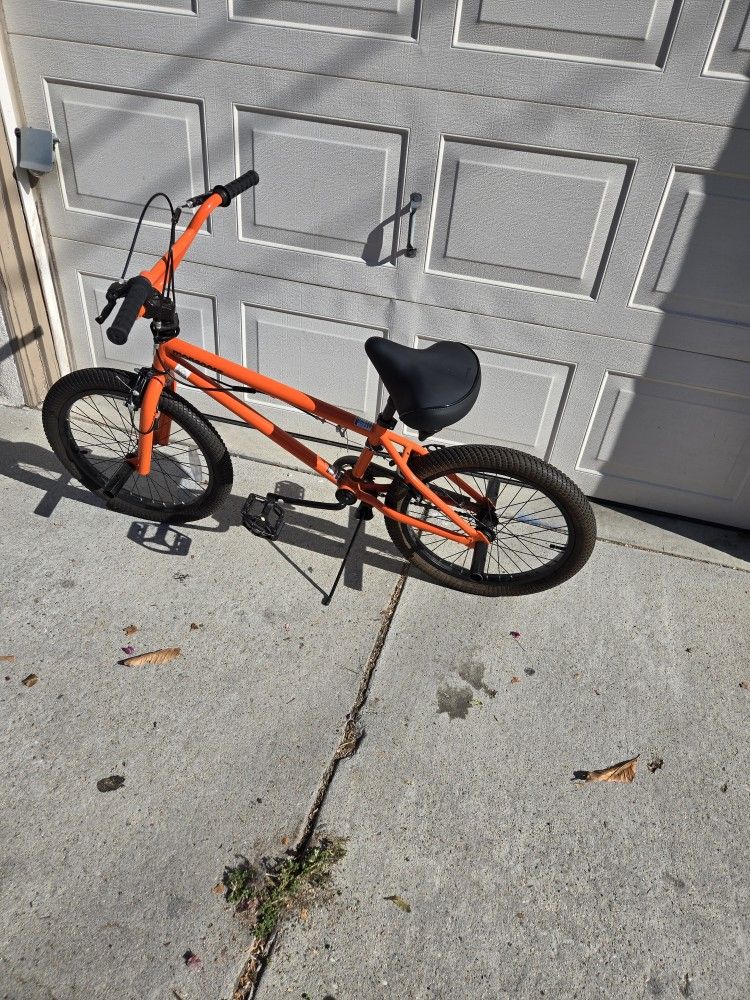 Mongoose Special Edition Race Bike with Original Deat * Not Pictured