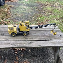 Vintage Tonka Clam Truck 