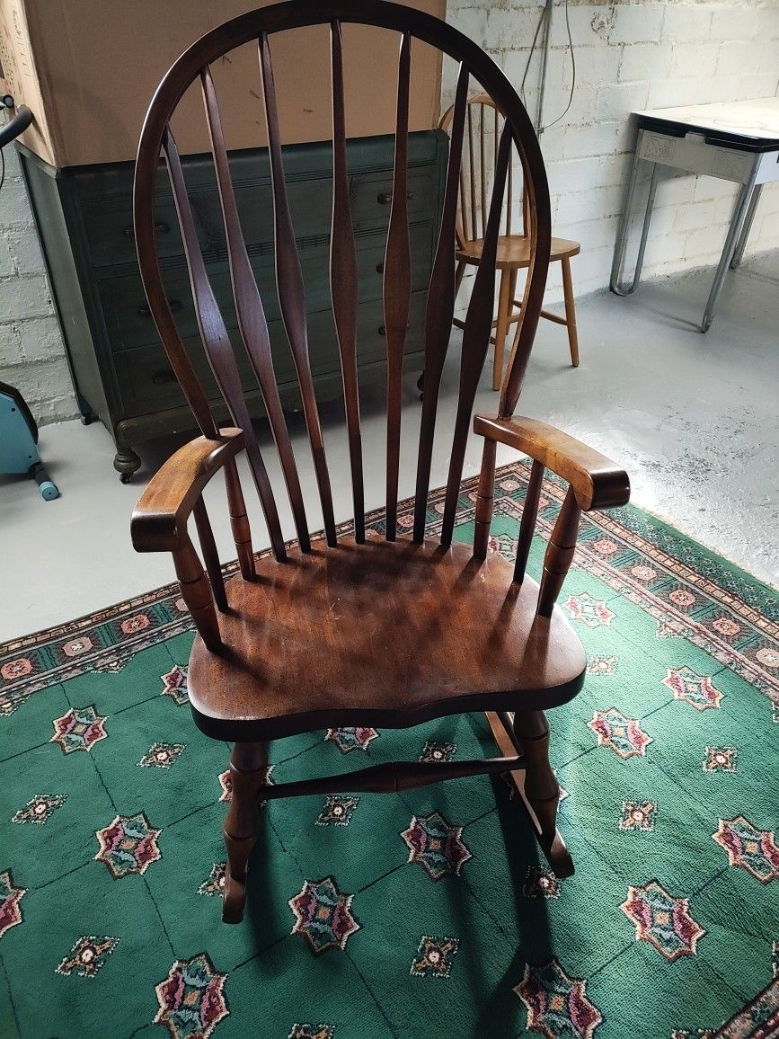 Rocking Chair 