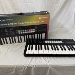 Novation Launchkey 37 [MK3] Keyboard Controller