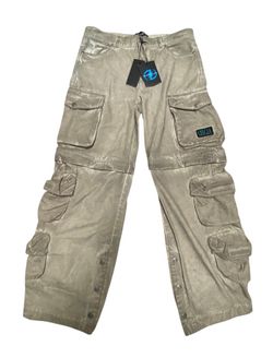 NWT - Create Explore Expand Los Angeles Cargo Pants
