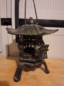 Vintage Japanese cast iron pagoda garden lantern